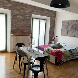 Finestra Sul Centro Storico Apartamento